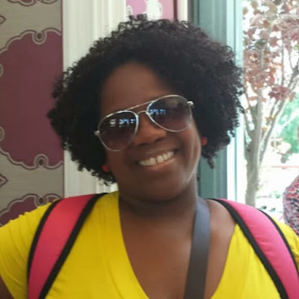 Meet your Posher, Valerie